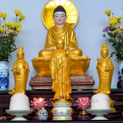 Những lưu ý trong khi lập bàn thờ 
thờ thần Phật